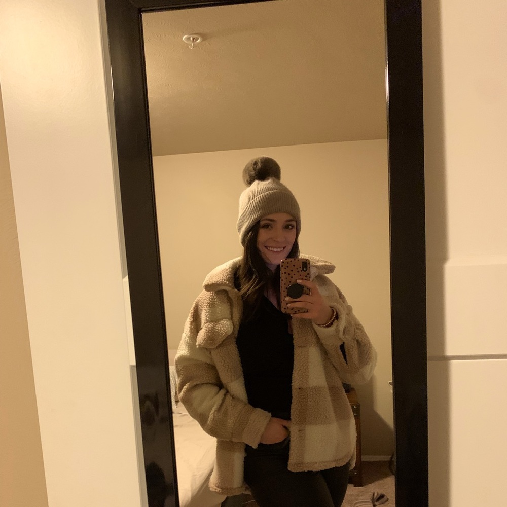 Meet your Posher, Elyse